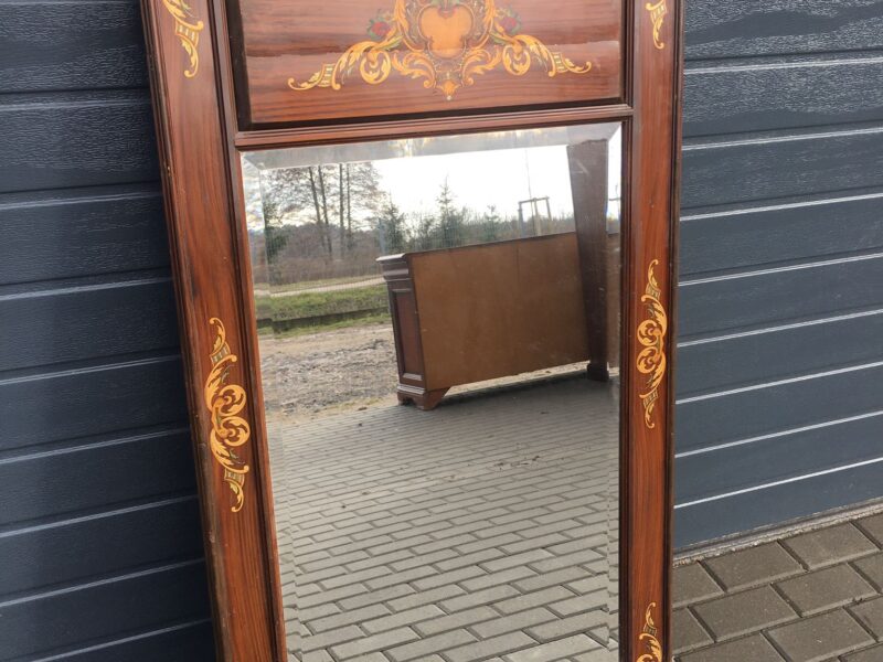 Fazowane Lustro w Drewnianej Ramie [650 zł.]