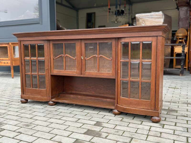 Drewniana Komoda z Oszklonym Frontem [ 1.800 zł ]